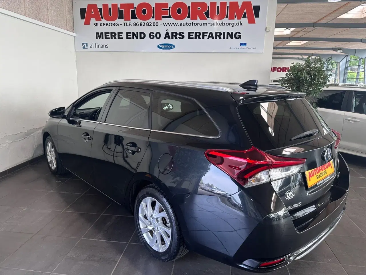 Billede 16 - Toyota Auris 1,8 Hybrid H2 Comfort Touring Sports CVT Van