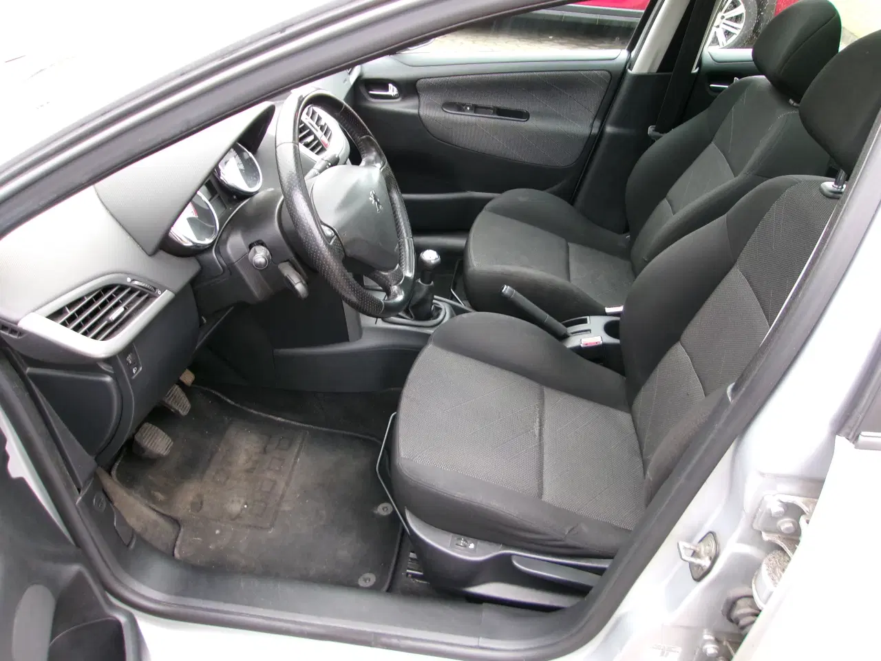 Billede 9 - Peugeot 207 1.6 VTi Premium Nysynet