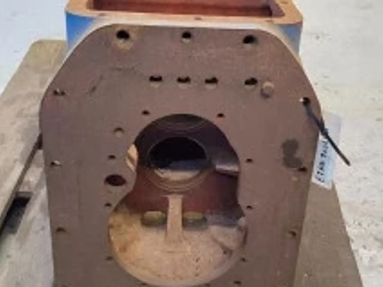 Billede 14 - Ford 8210 Gearkasse Hus E2NN7006EA