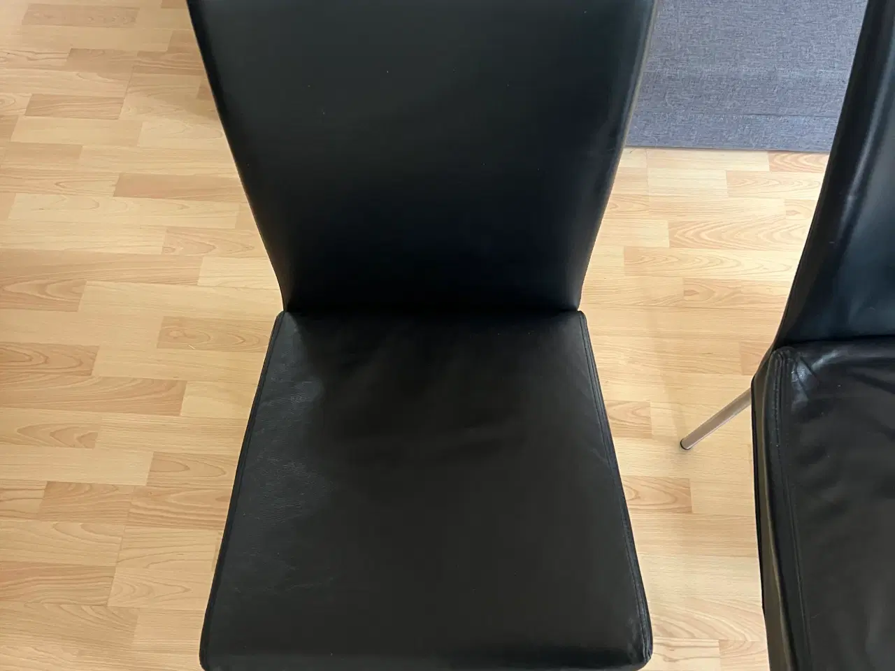 Billede 11 - Fem gode Spisebordsstole