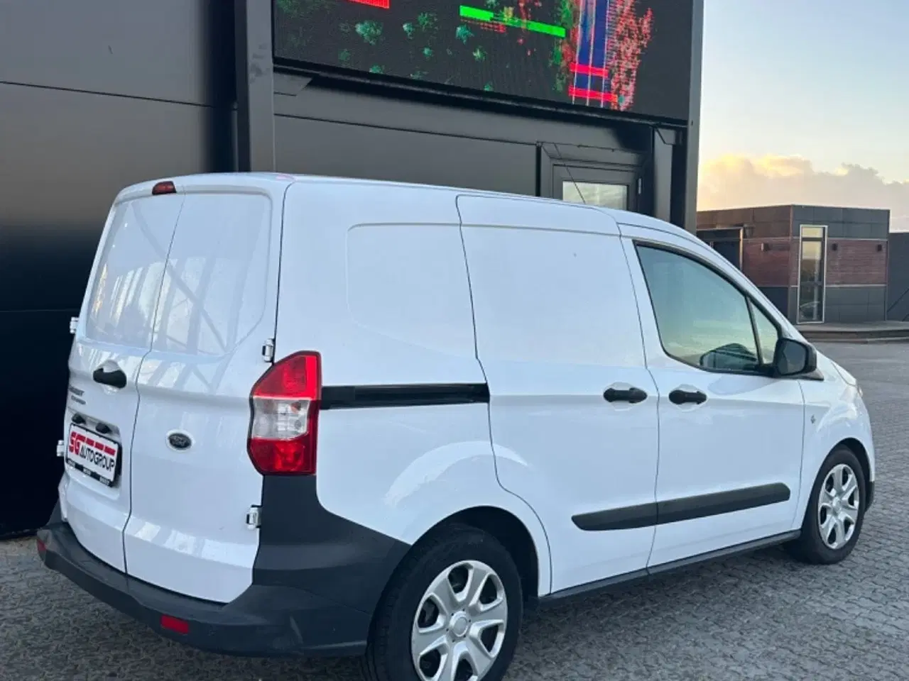Billede 3 - Ford Transit Courier 1,5 TDCi 75 Trend