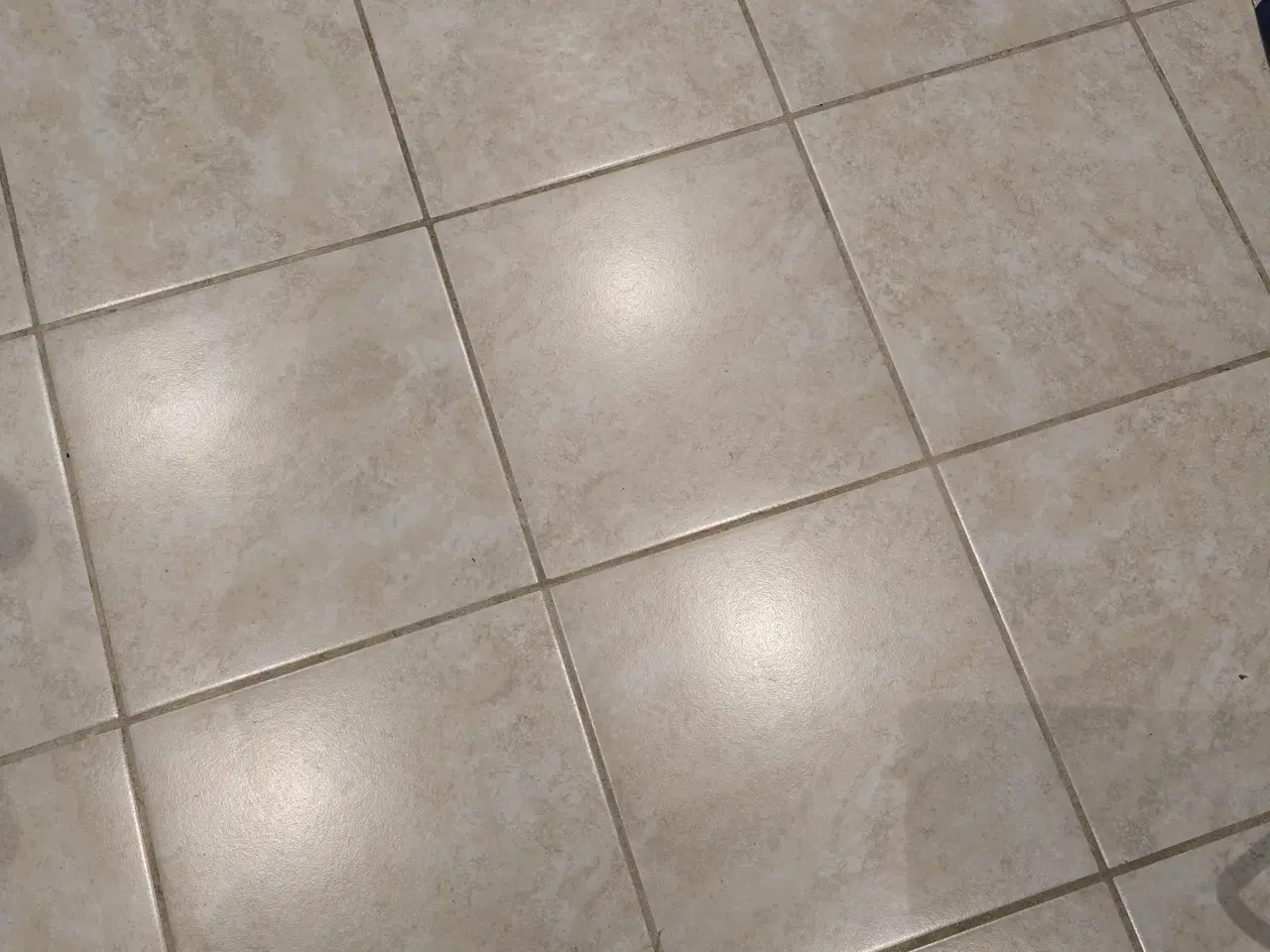 Billede 1 - Italienske gulvklinker Ca 32 kvm