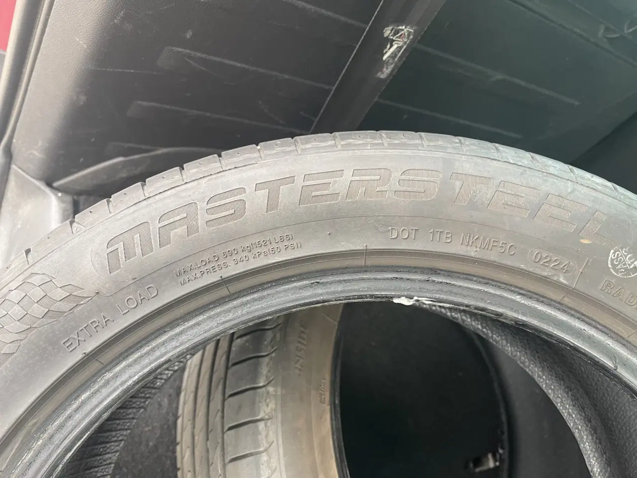 Billede 3 - sælges 4 stk sommer dæk  str 215/50zr17. 