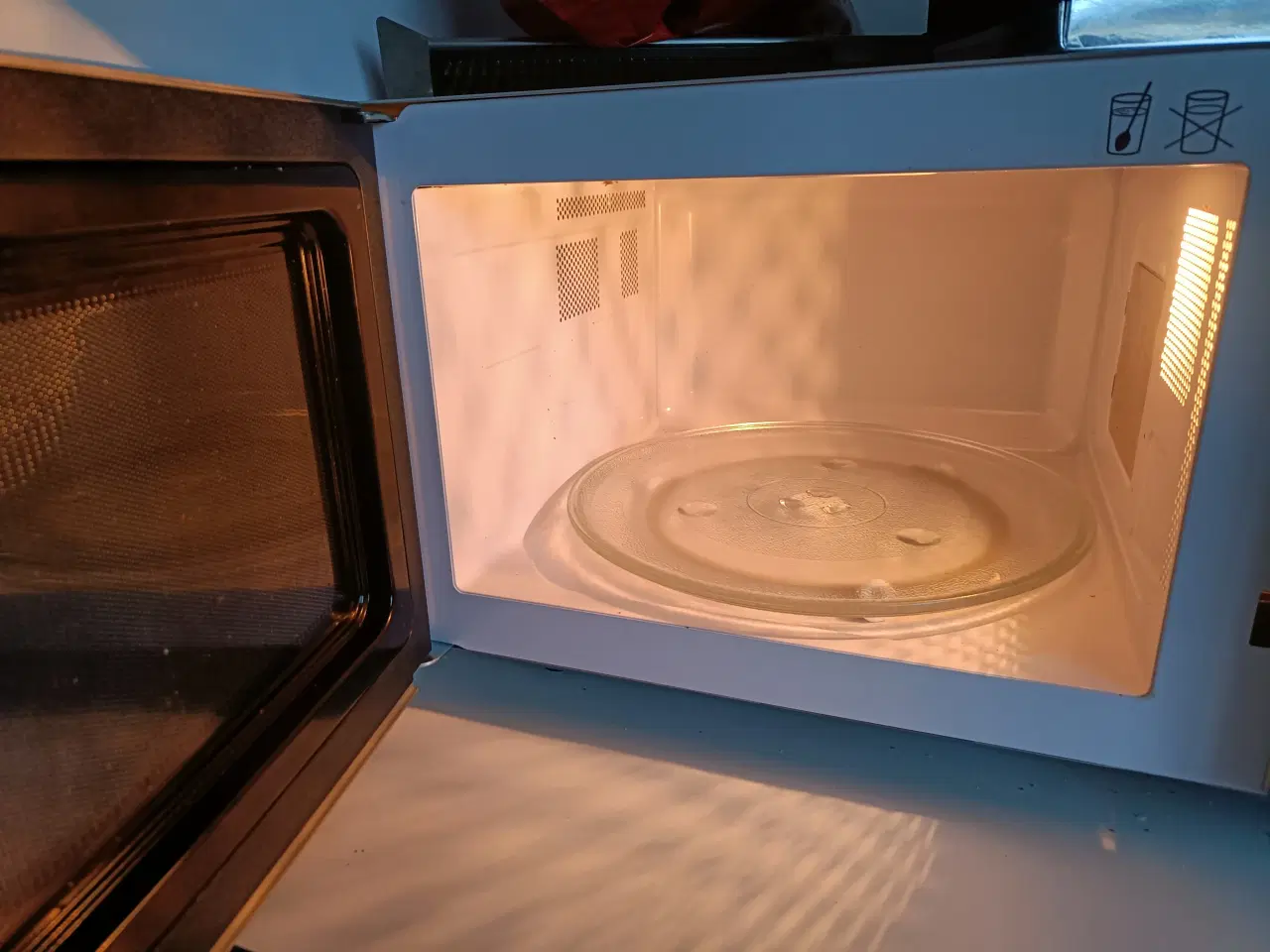 Billede 2 - Mikroovn Bosch 900watt