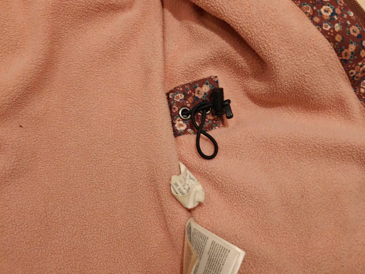 Billede 6 - Flot vinterjakke (Zig Zag) str 4 år/104