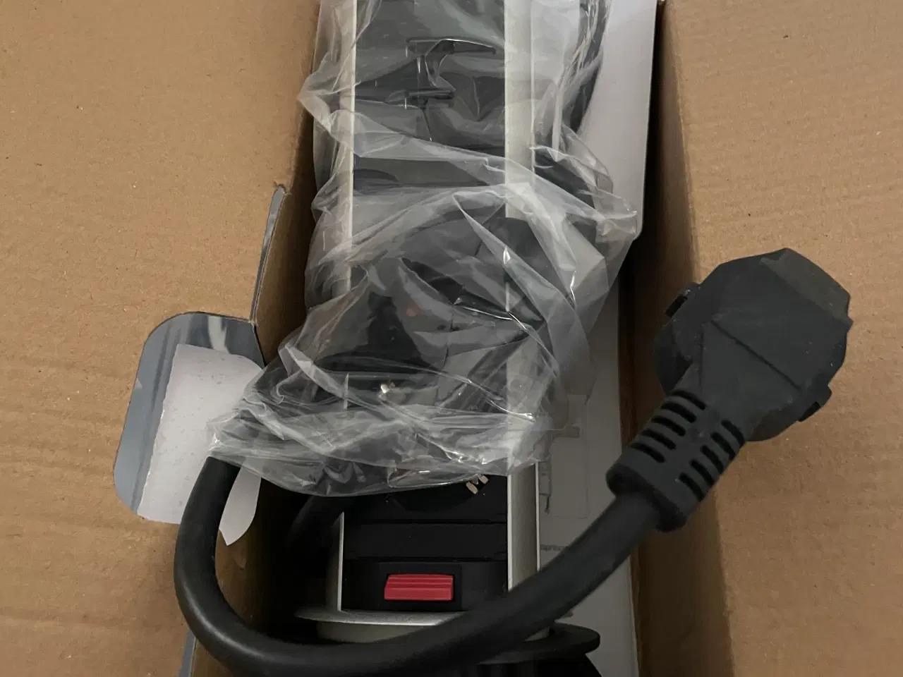 Billede 2 - Isabella Stik Dåse til Camping Skabe