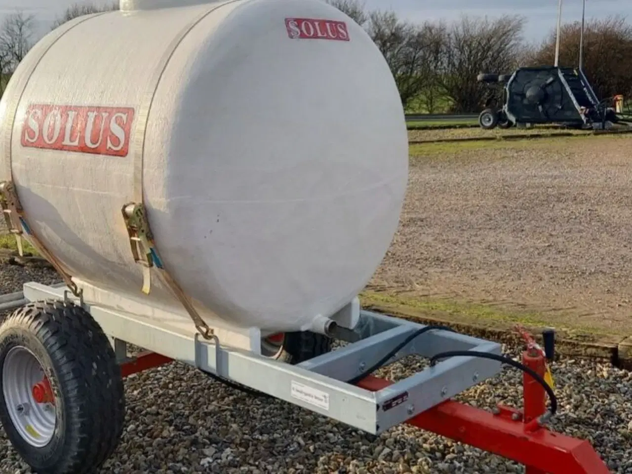 Billede 2 - Solus 2000 l. vandvogn m. spredebom.