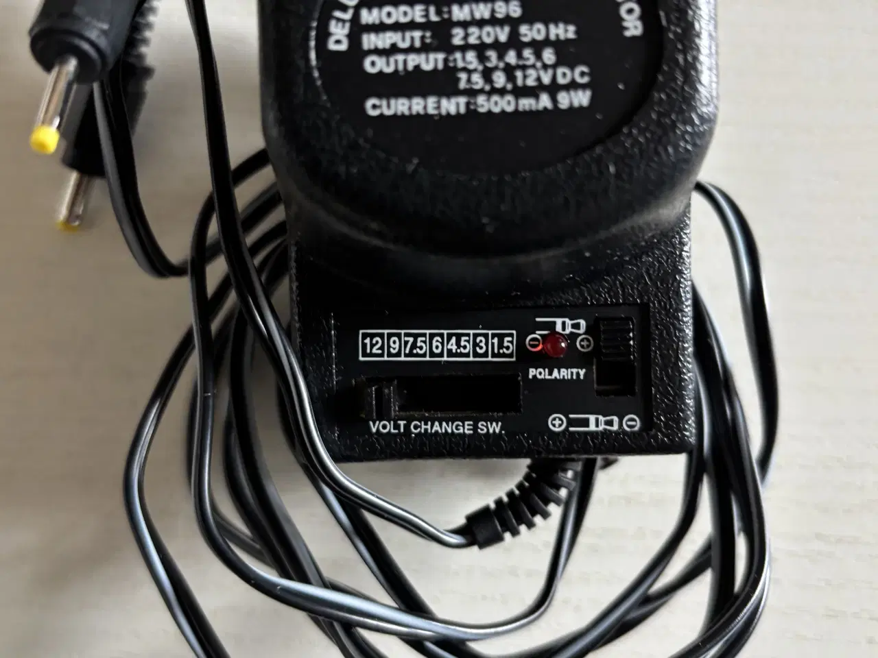 Billede 4 - DELUXE UNIVERSAL AC ADAPTER MV96