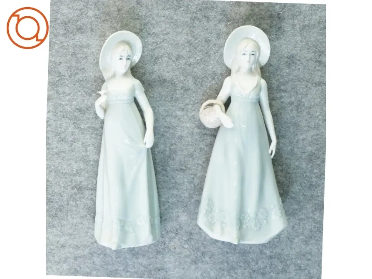 Billede 1 - Figurer (2 stk) (str. 22 x 10 cm)
