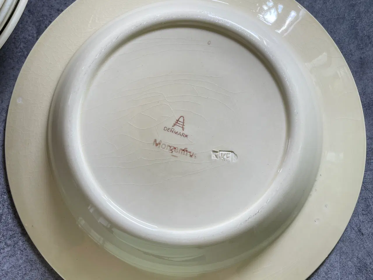 Billede 7 - Morgenfruestel, dybe tallerkner, suppeterrin 