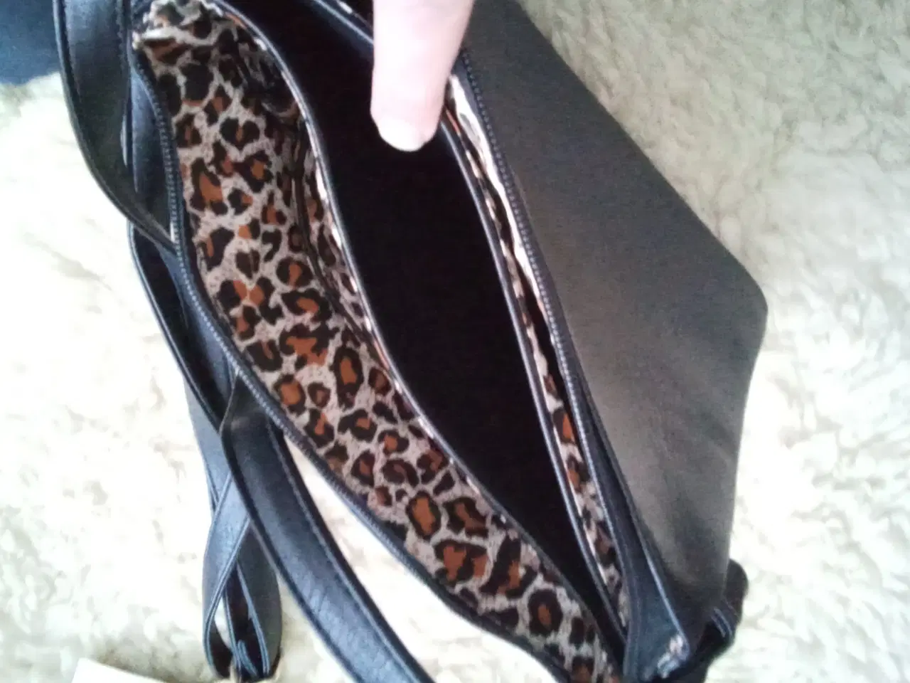 Billede 2 - Dame skuldretaske