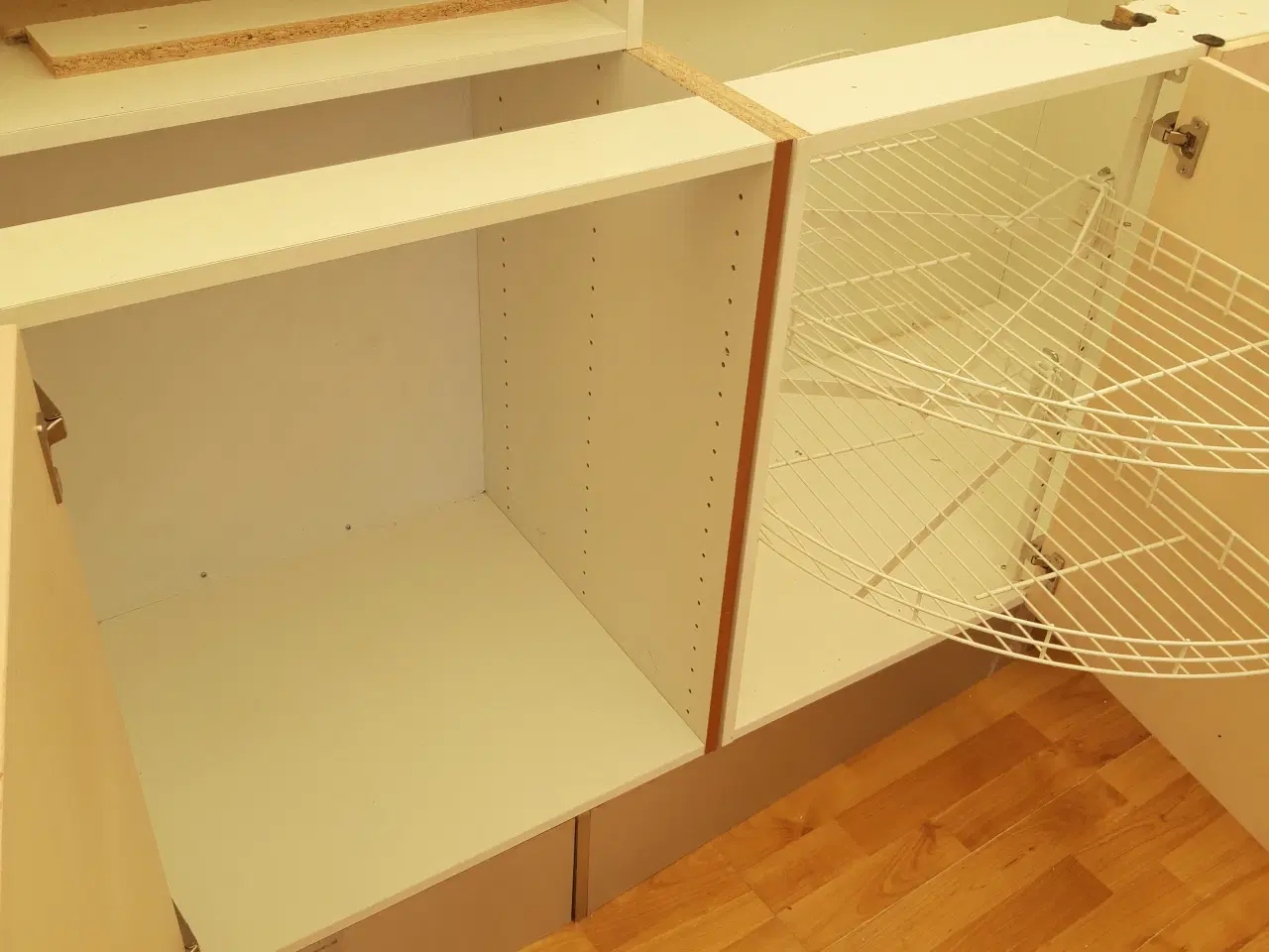 Billede 8 - Pæn Svane køkken sælges