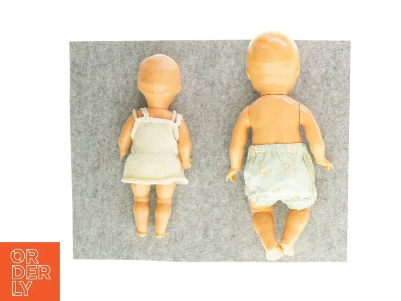 Billede 2 - Babydukker med tøj (2 stk)