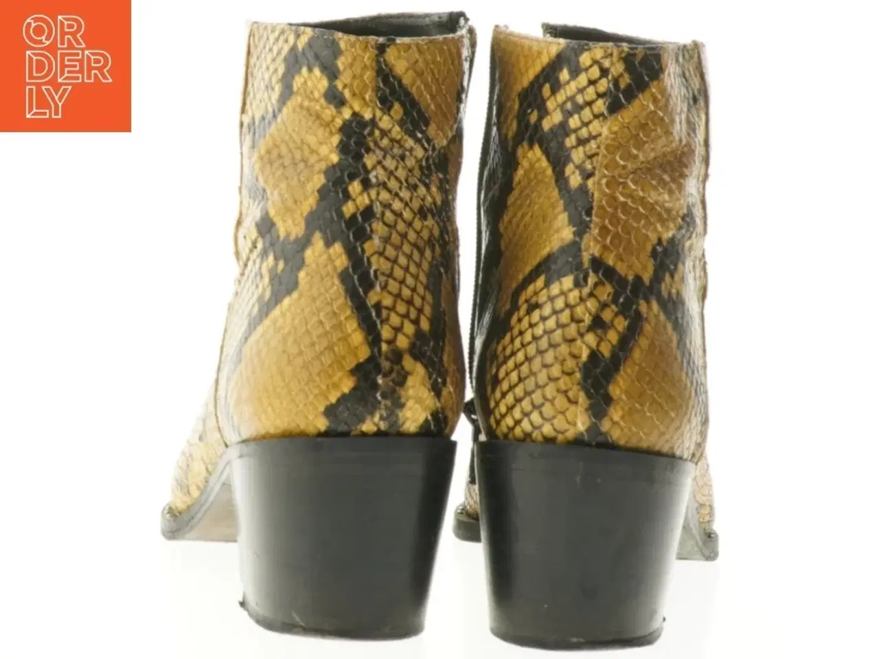 Billede 3 - Damesko i slangeprint fra Gardena (str. 39 )