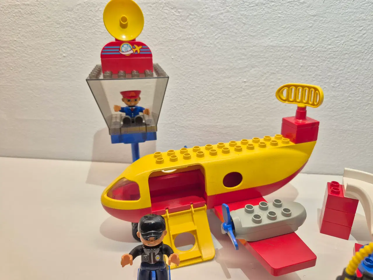 Billede 3 - Duplo Lufthavn, Fly, Mennesker samt forskellige fi