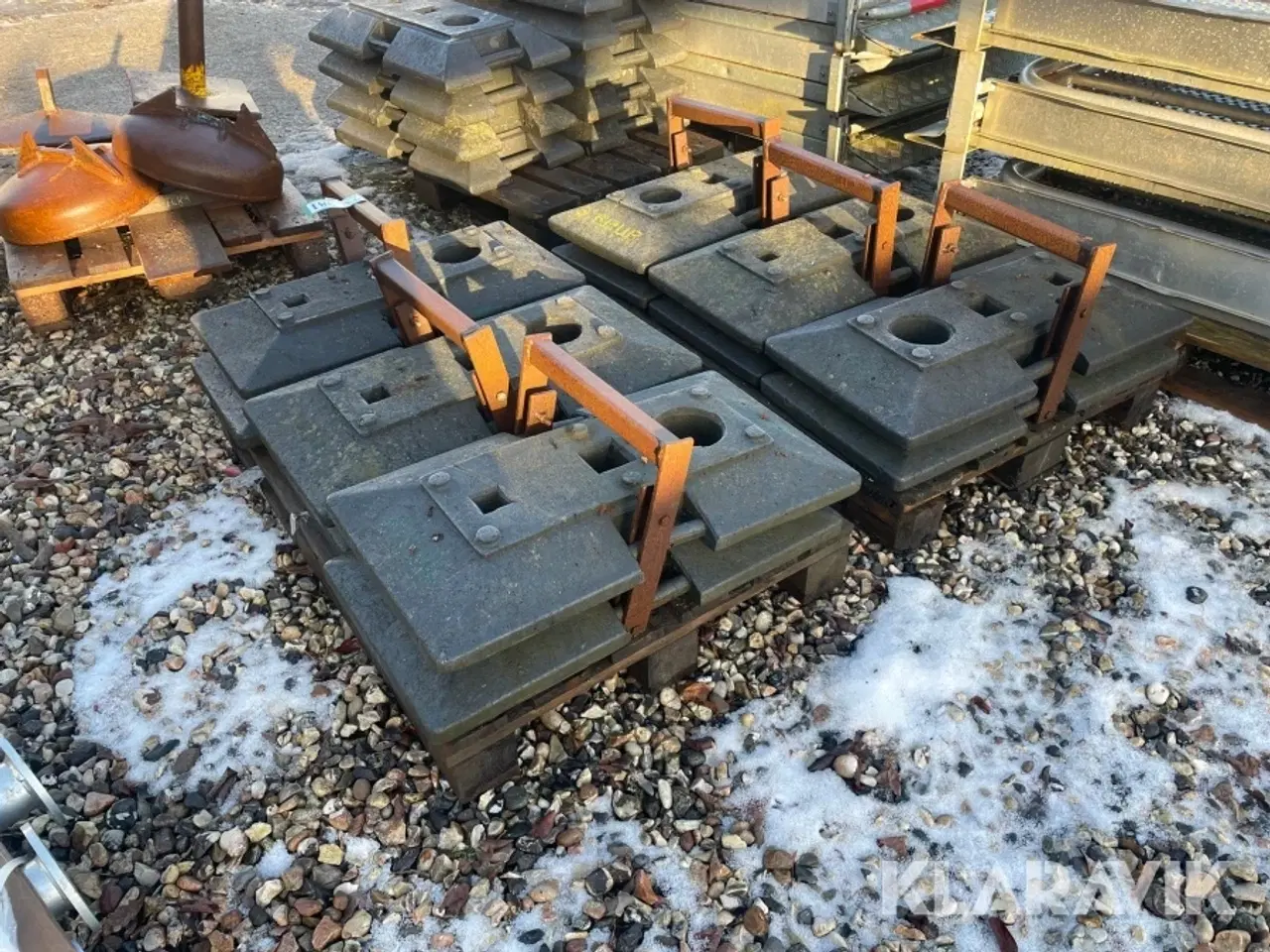 Billede 3 - Fødder til hegn 12 styk