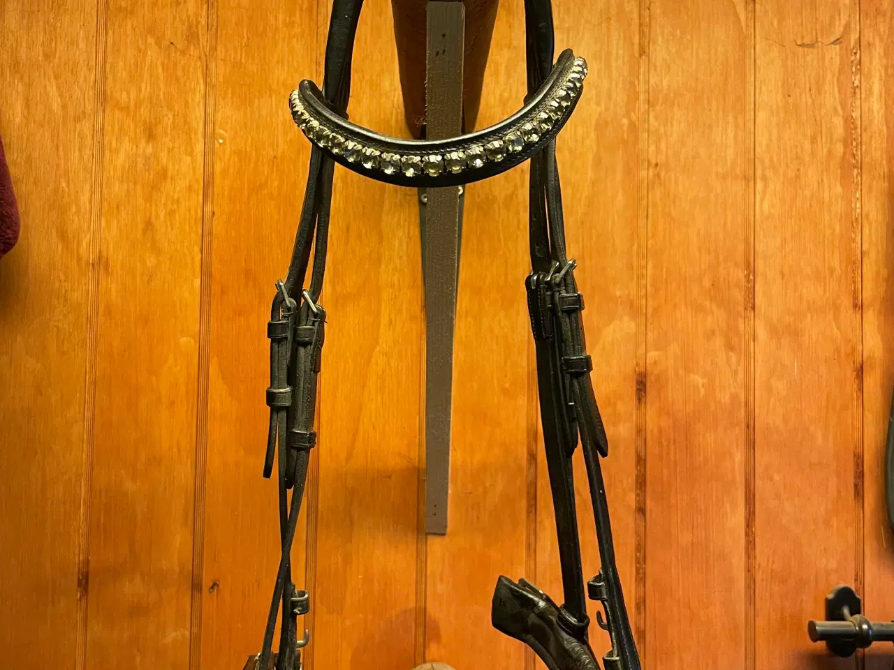 Billede 3 - Sort ANKY trense i str full