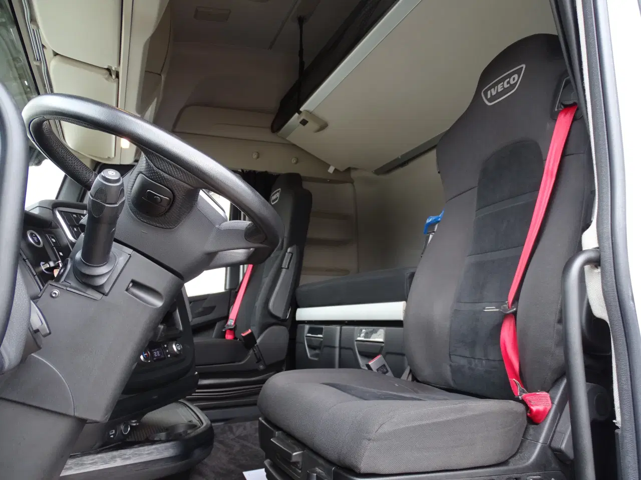 Billede 10 - Iveco S-WAY Twinsteer udlejes