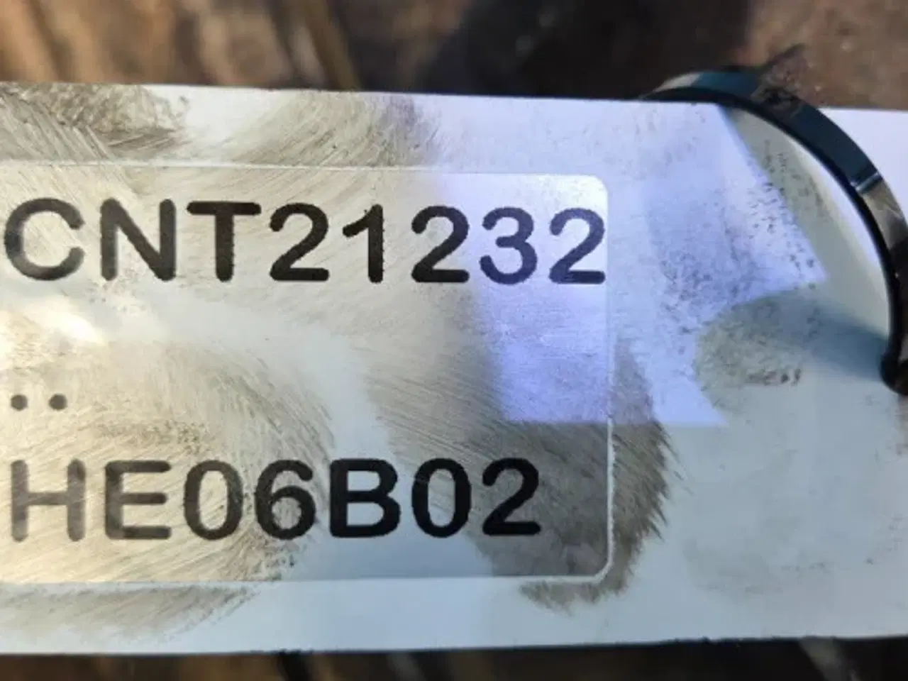 Billede 10 - New Holland LB115B Hjulnav L. 85825032