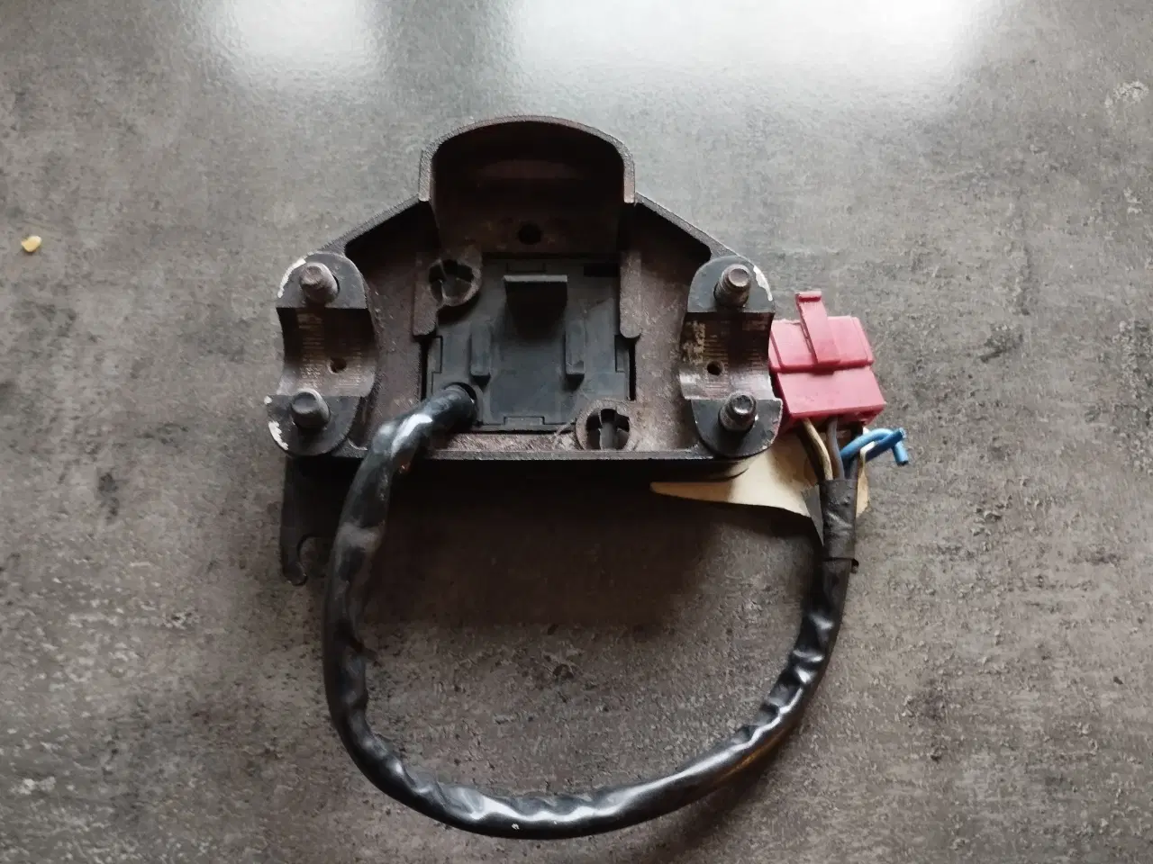 Billede 3 - Fuse box til Honda CB 650 ( sikringsholder) (50%