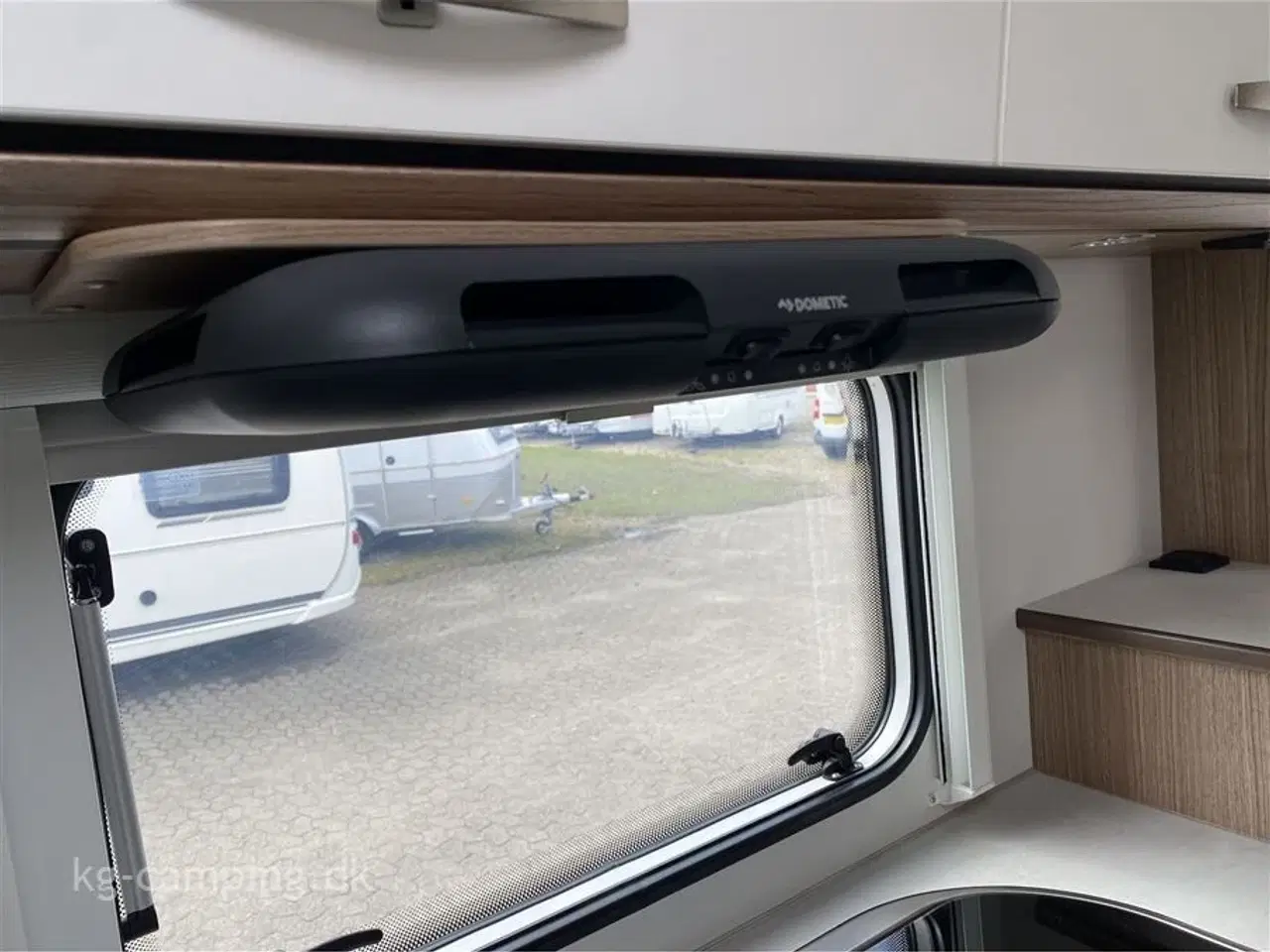 Billede 14 - 2022 - Carado V337 "15 Edition"   Ekstrem velholdt autocamper