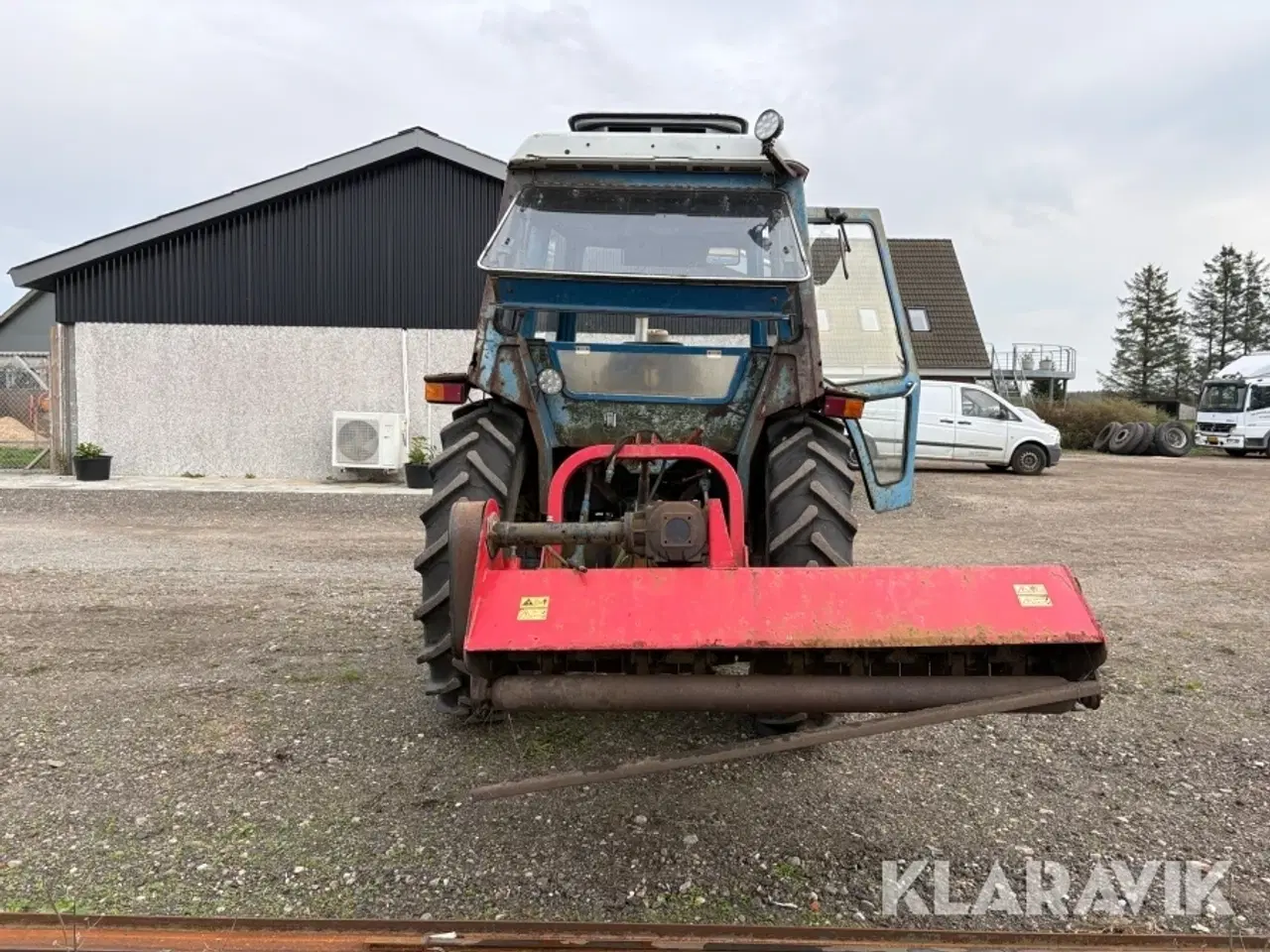 Billede 4 - Traktor Ford 4600 , med slagleklipper