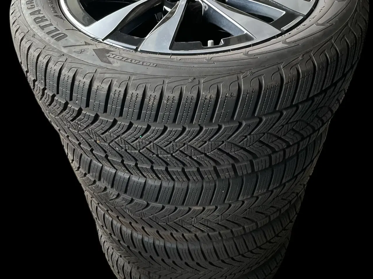 Billede 2 - 17 Mercedes C300 225/50r17 Ref.P23 vinter