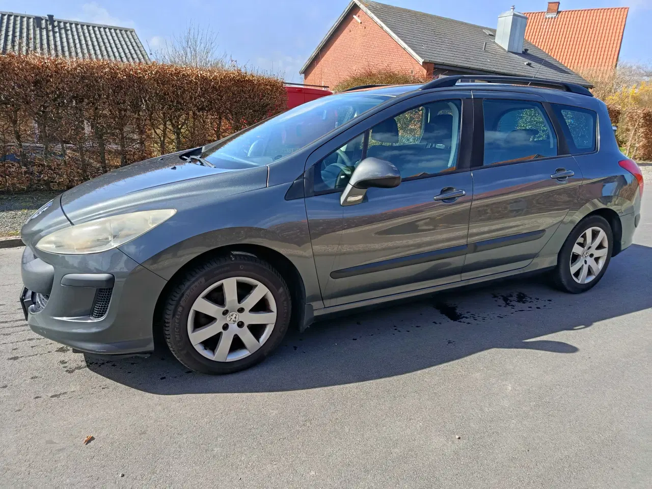 Billede 4 - Fin stationcar til små penge