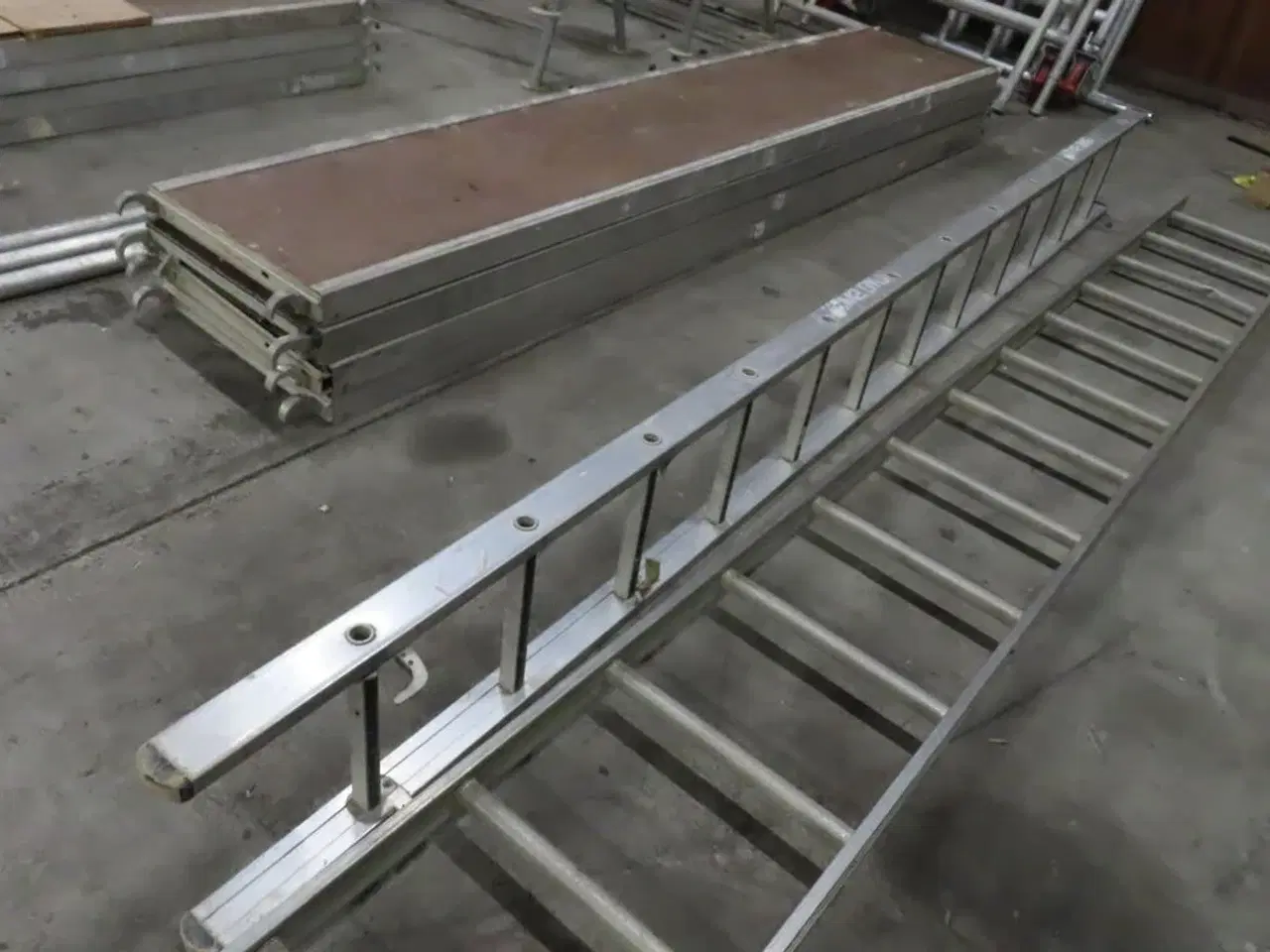 Billede 4 - 2 stk. Stiger