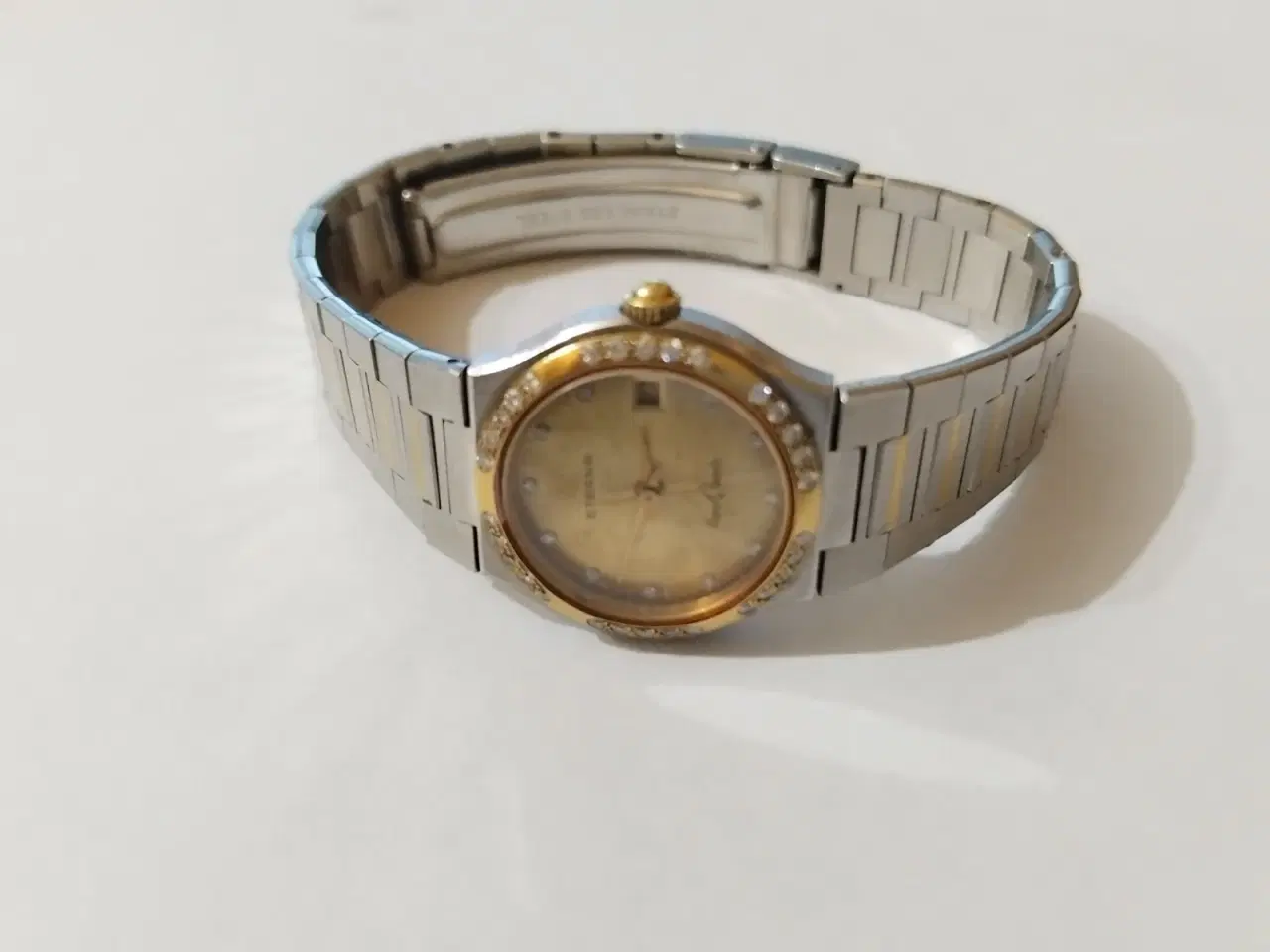 Billede 4 - Eterna 18 karat guldkant i diamanter Royal Quartz 