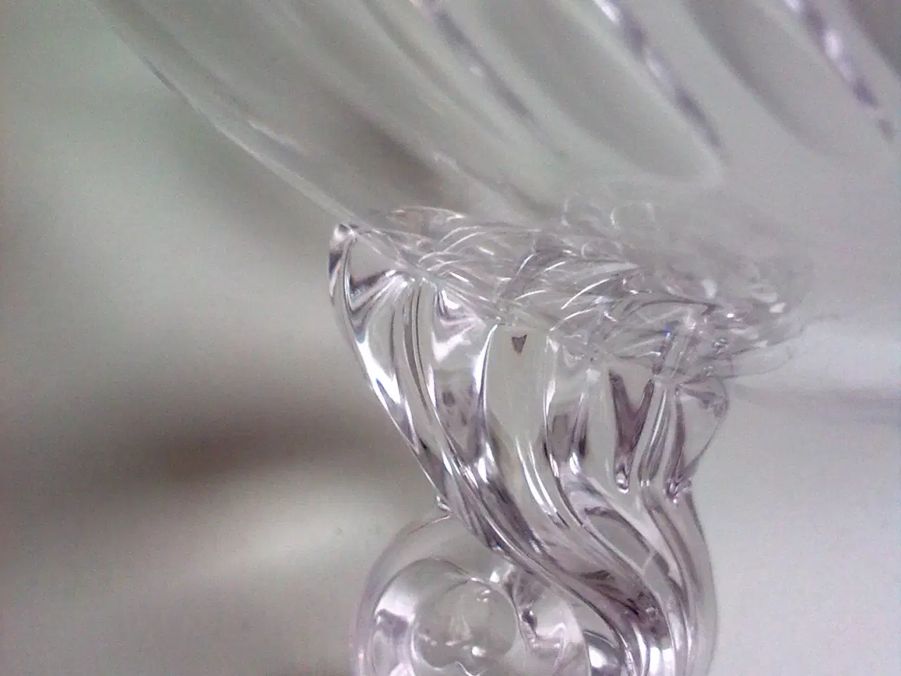 Billede 5 - Gammel dansk glasskål på tre sneglefødder