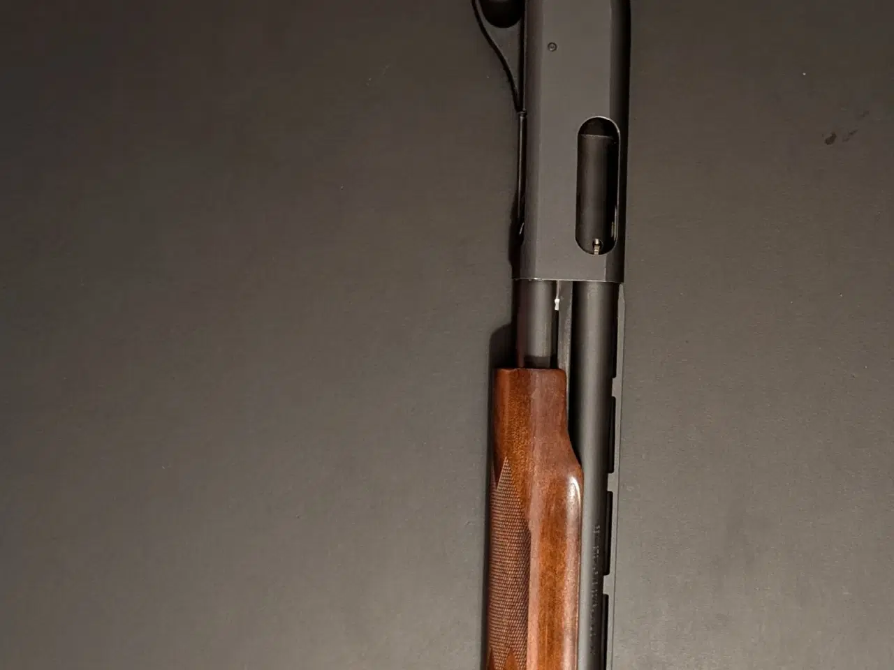 Billede 1 - Remington 870 express, næsten som ny, til salg for