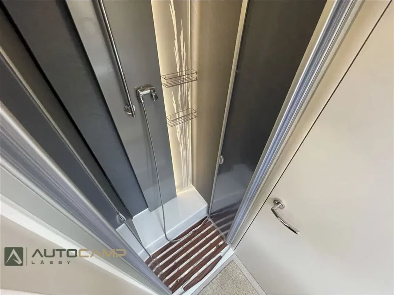 Billede 11 - 2019 - Euramobil Integra 760 EB