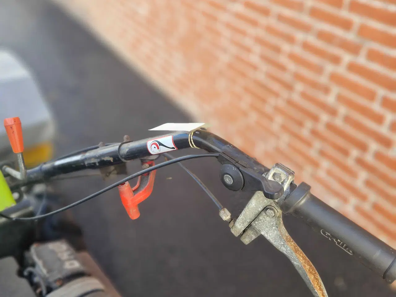 Billede 6 - Grillo G107d 2-Hjulet Traktor med kost