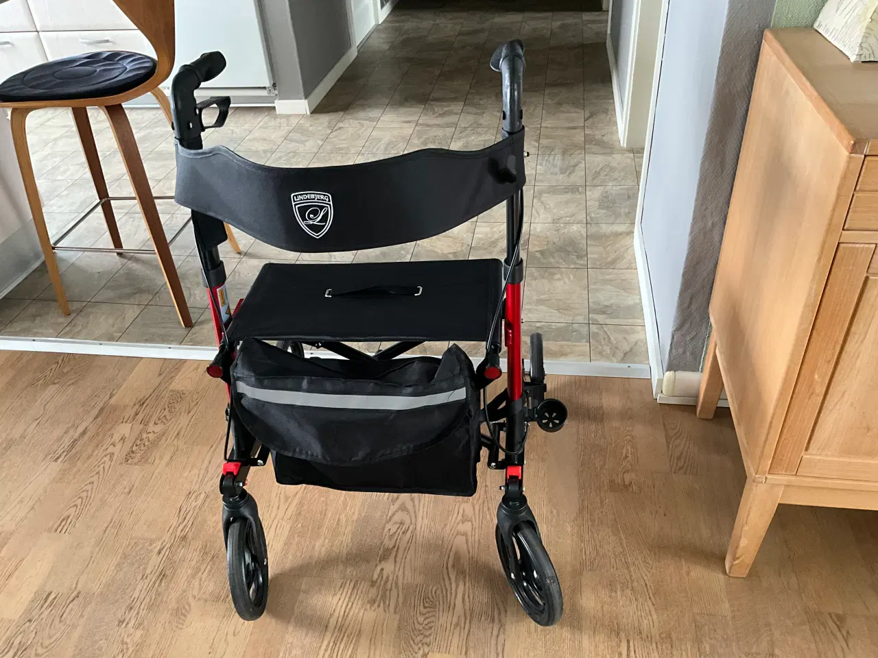 Billede 1 - Sammenklappelig Rollator købt 06022026