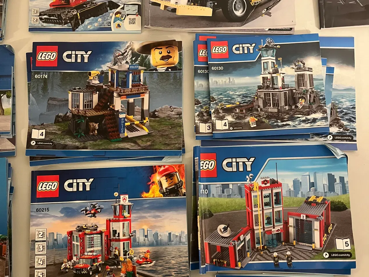 Billede 3 - Alt Lego på billedet kan som minimum samles 