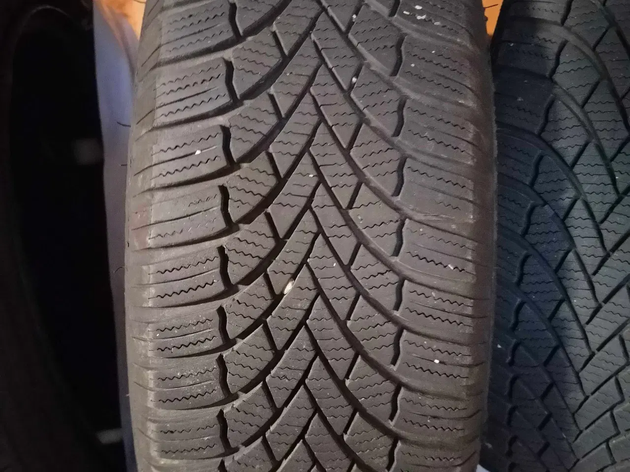 Billede 7 - Bridgestone vinterdæk med fælge 