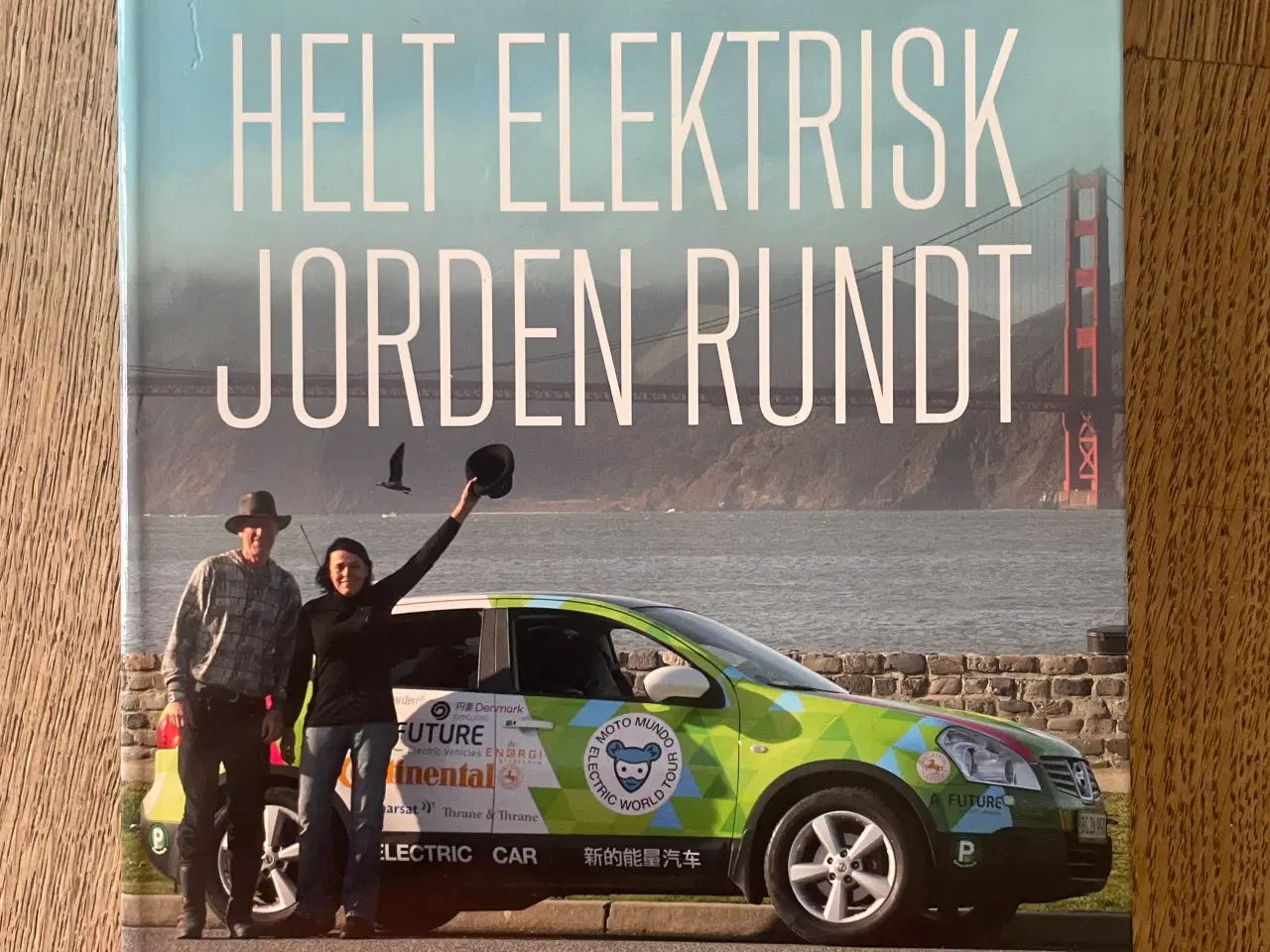 Billede 1 - Helt elektrisk jorden rundt, Nina Rasmussen m.fl.