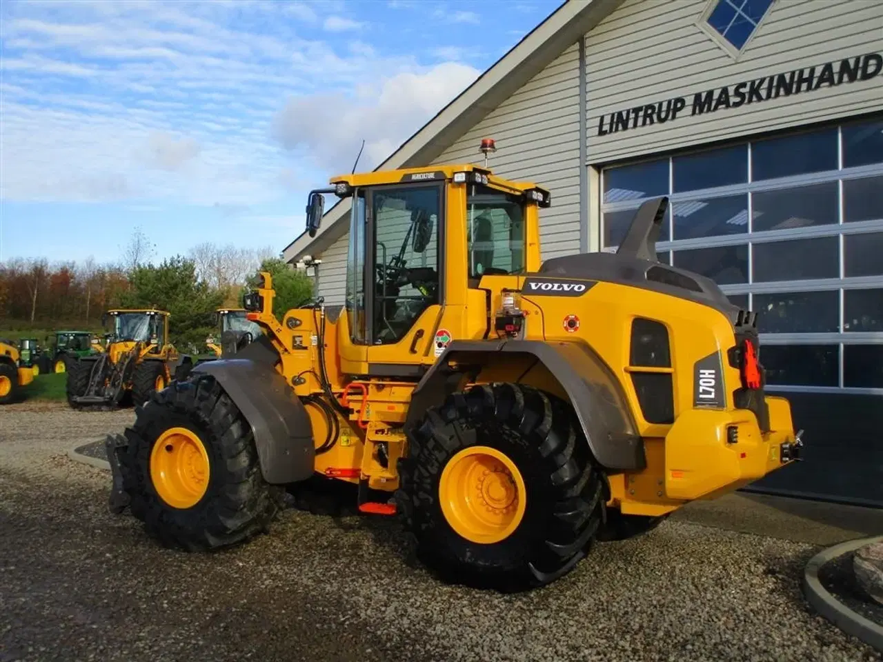 Billede 15 - Volvo L 70 H H2 BEMÆRK MED GARANTI FRA VOLVO FREM TIL DEN 18.6.2026. AGRICULTURE DK-maskine med lang arm, Co-Pilot & med 750mm Michelin MEGA X BIB hjul.