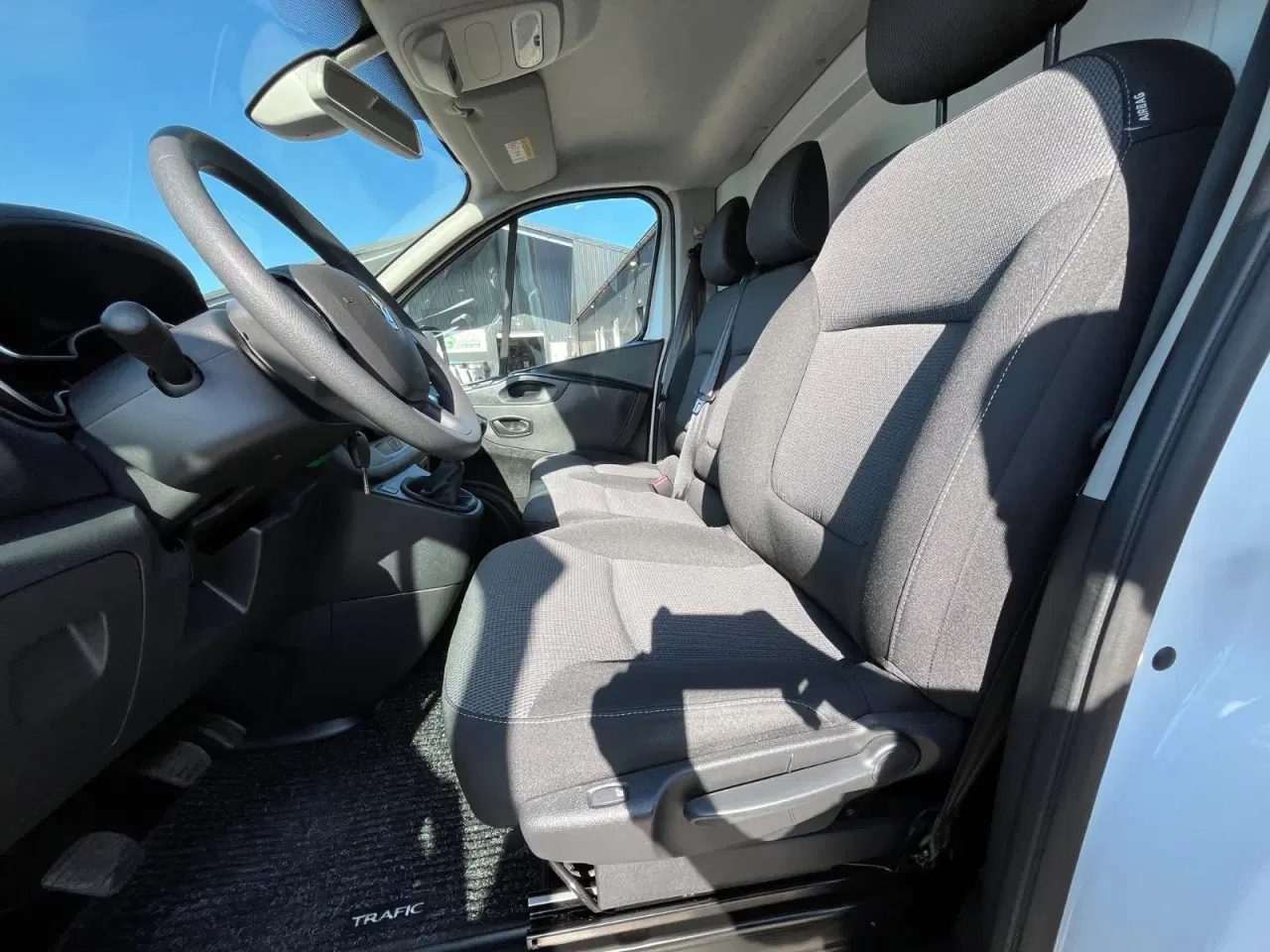 Billede 12 - Renault Trafic T29 2,0 dCi 145 L2H1