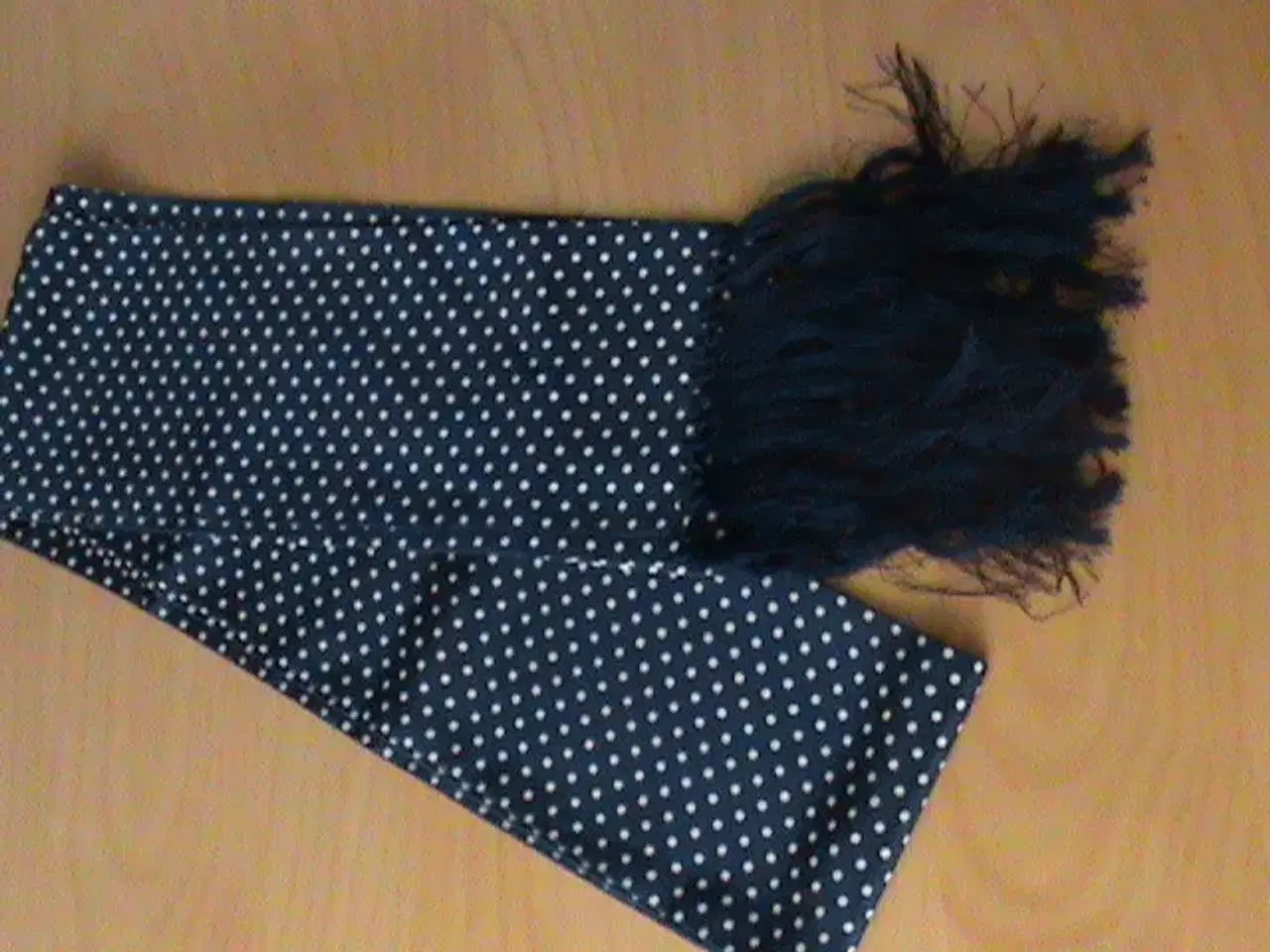 Billede 4 - Langt smalt tørklæde