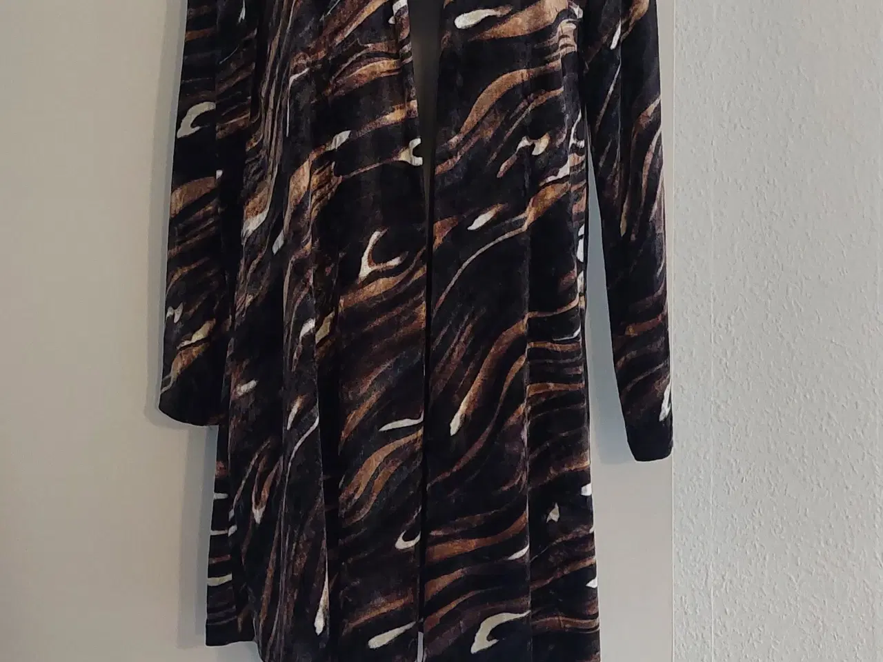 Billede 1 - Lang cardigan, Kirsten Krogh small/medium