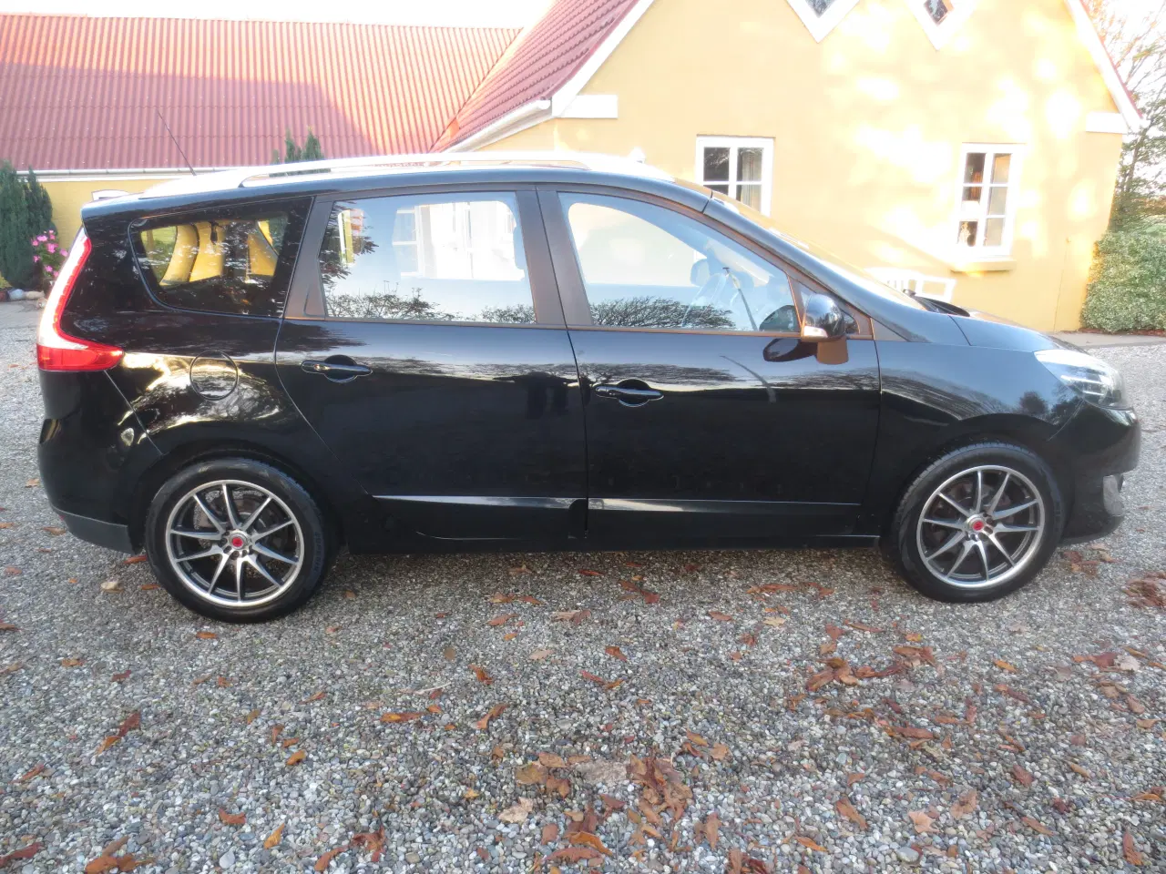 Billede 10 - Renault G Scenic 1.5 DC 7 Pers. Årg 2013. 