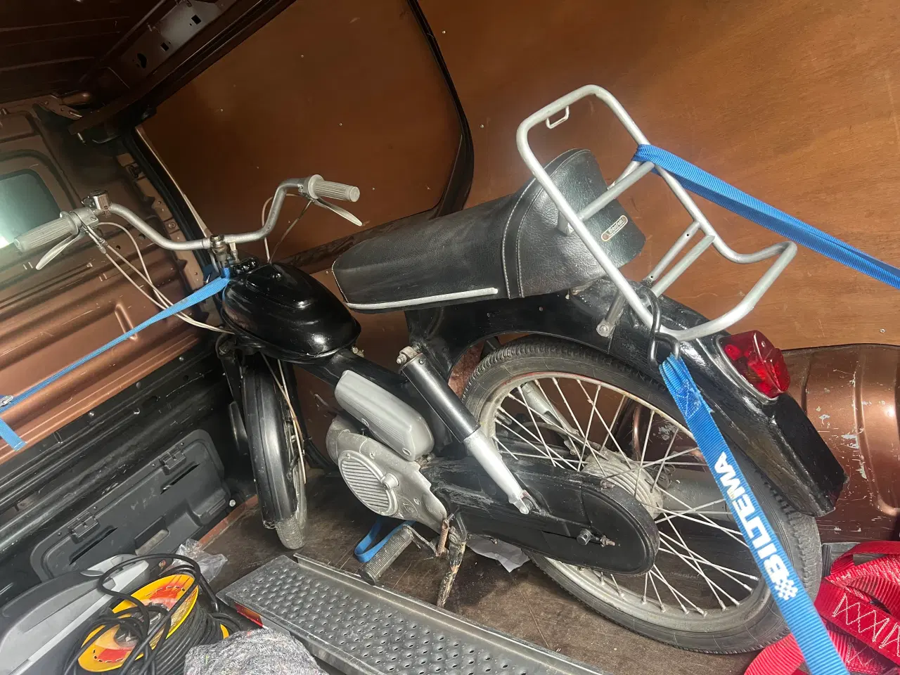 Billede 3 - Tomos 3 gear på vej ind