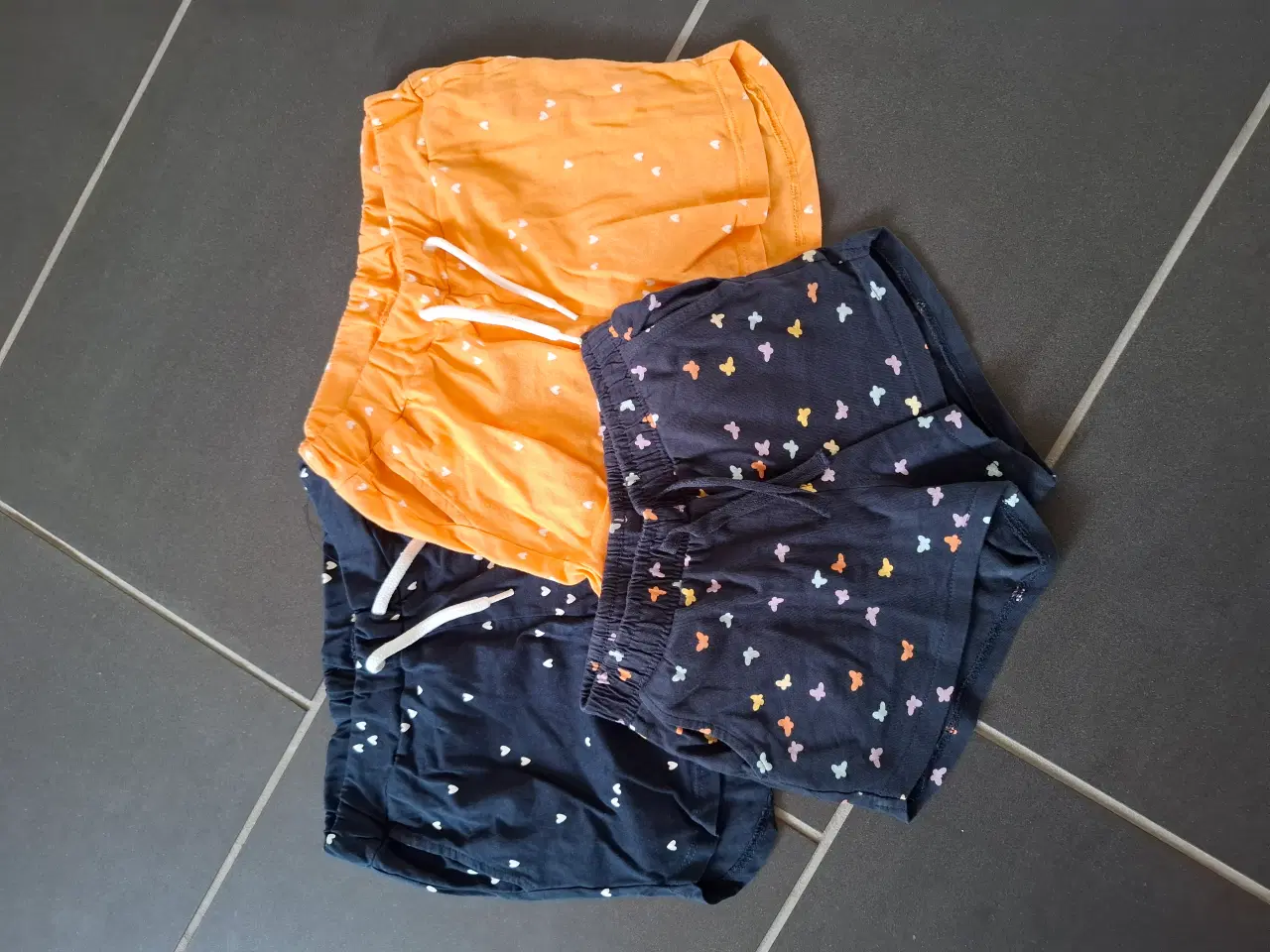 Billede 1 - 3stk shorts Namen 40kr stk 
