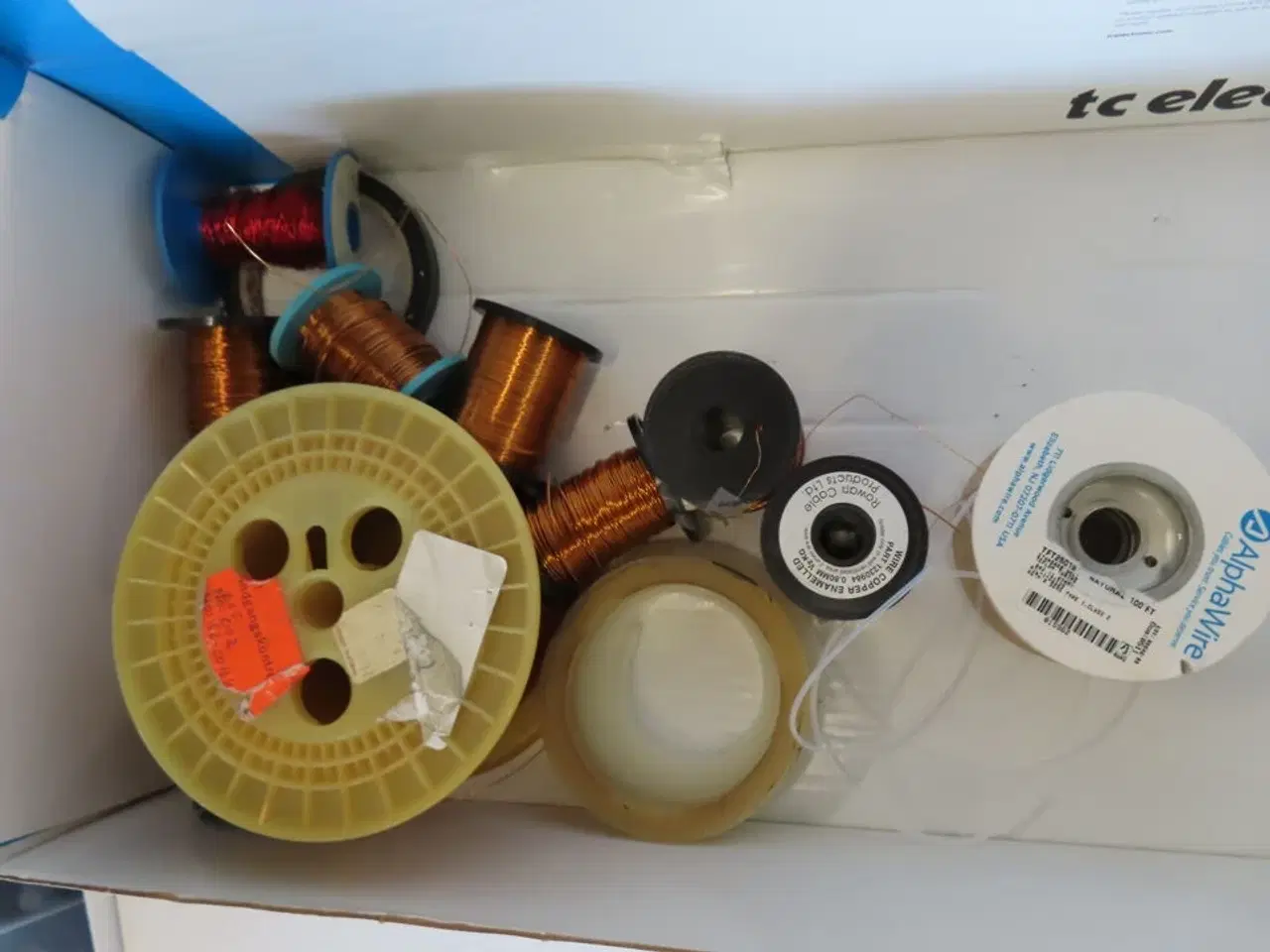 Billede 12 - Palle med rester fra TC ELECTRONIC