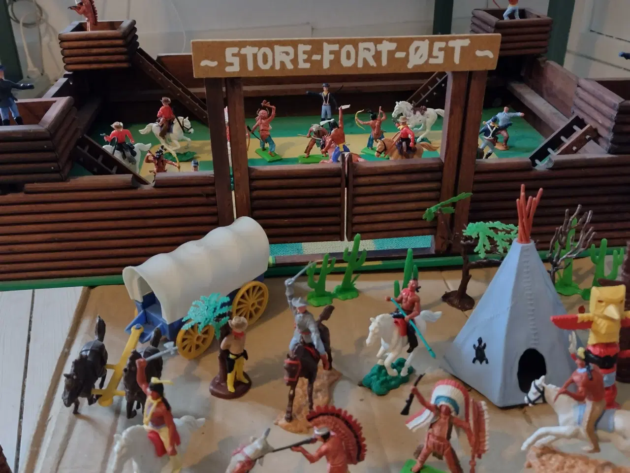 Billede 1 - Store Fort øst - retro legetøj fra 60'erne