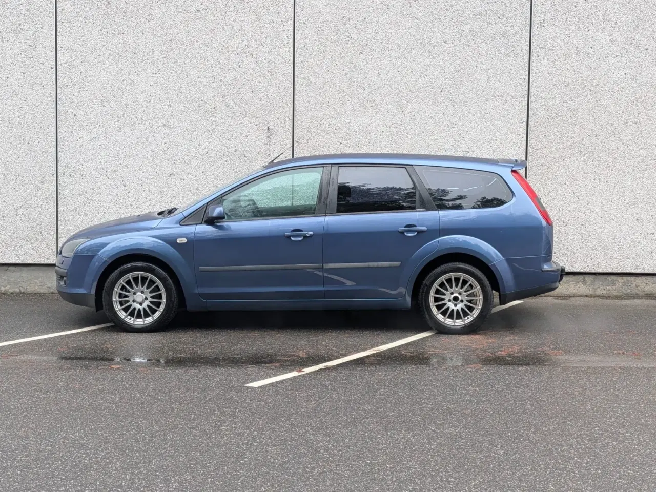 Billede 3 - Ford Focus 2,0 145 Ghia stc.