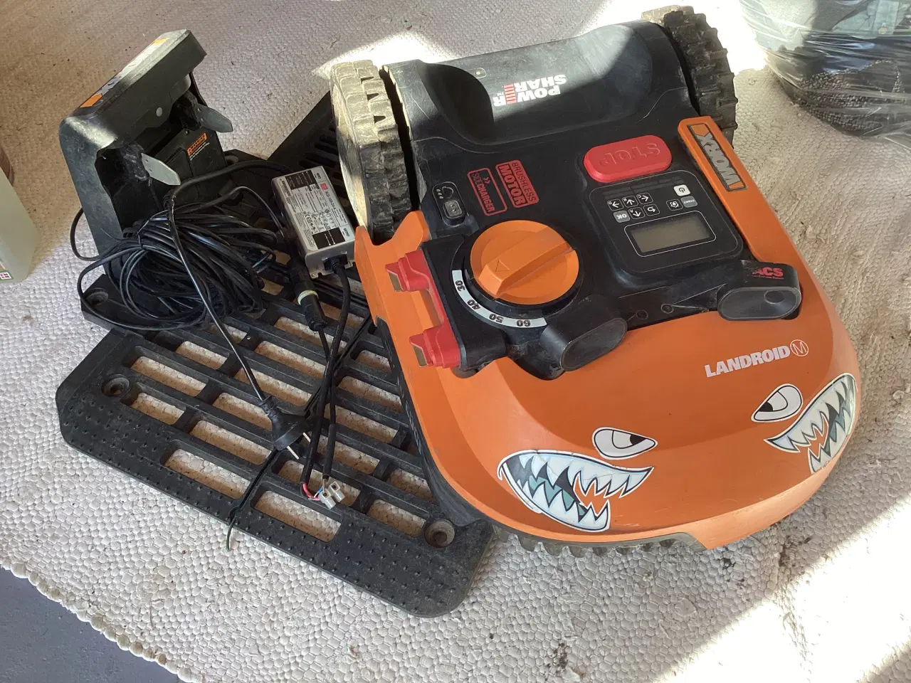 Billede 2 - Worx M700, defekt uden batteri. 