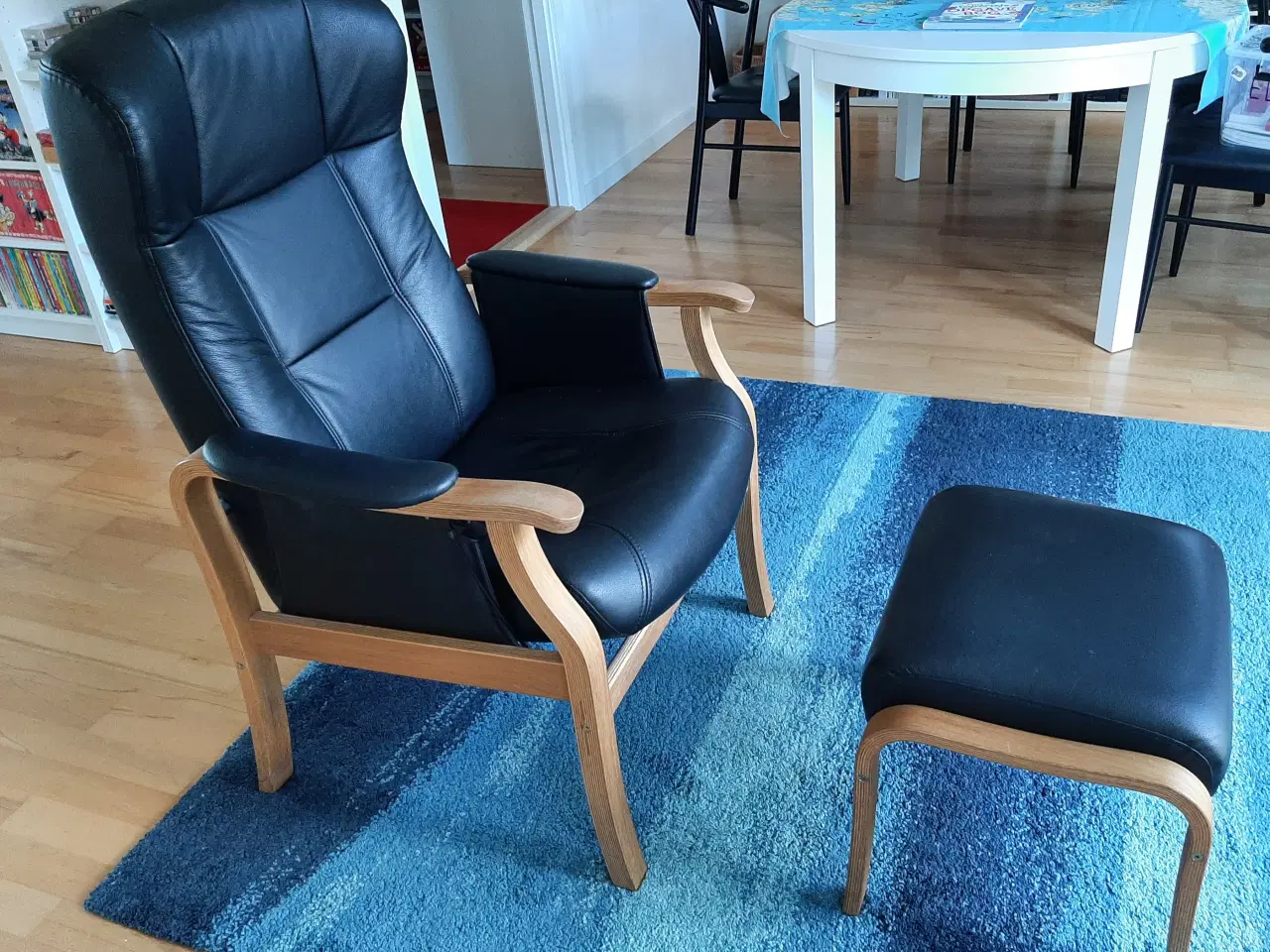 Billede 2 - Sorø hvilestole og Sorø skammel